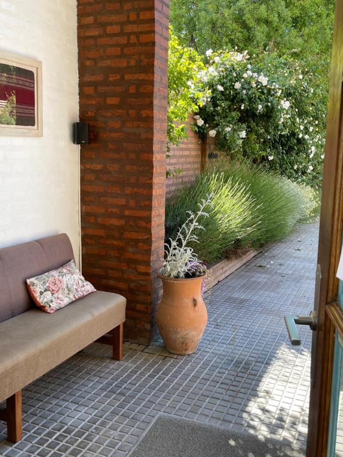 Las Bayas Home Suites Esquel Esterno foto