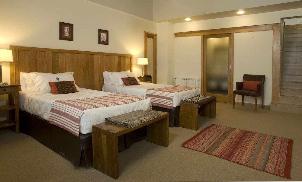 Las Bayas Home Suites Esquel Esterno foto