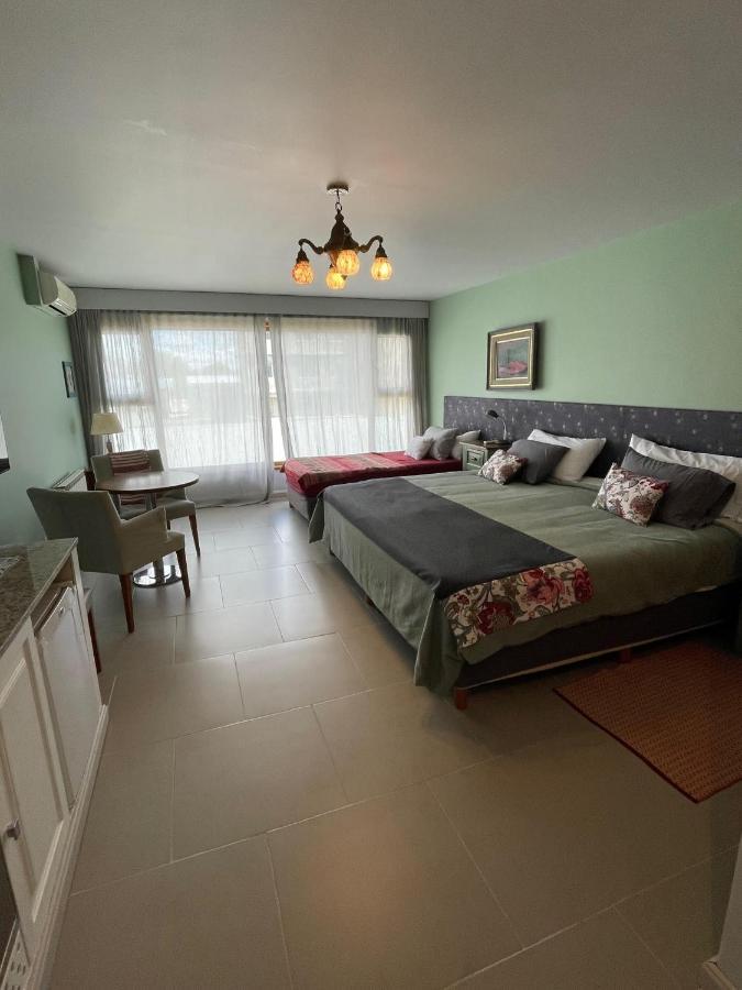 Las Bayas Home Suites Esquel Esterno foto