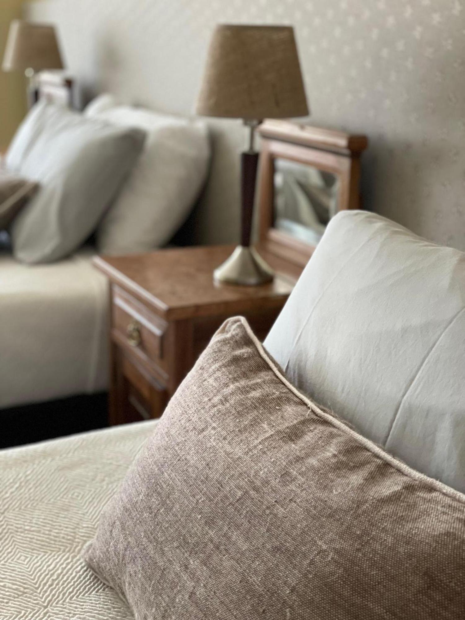 Las Bayas Home Suites Esquel Esterno foto