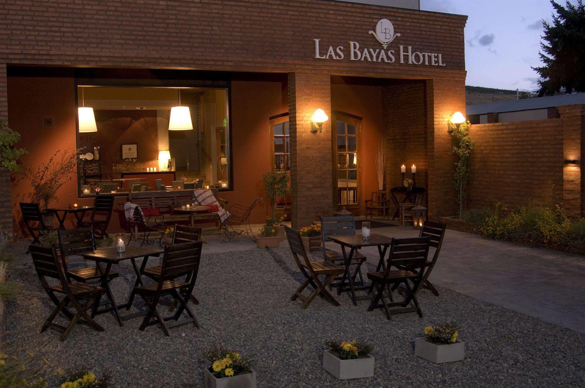 Las Bayas Home Suites Esquel Esterno foto